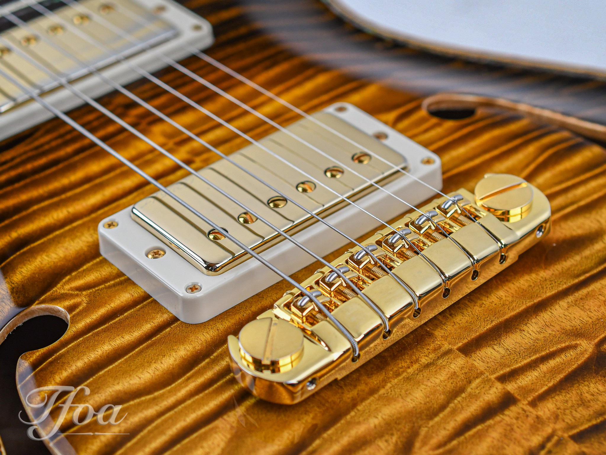 PRS Private Stock TFOA Special Hollowbody II Tiger Eye Glow Guitar For ...