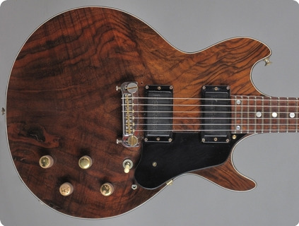 Moonstone Vulcan 1982 Natural