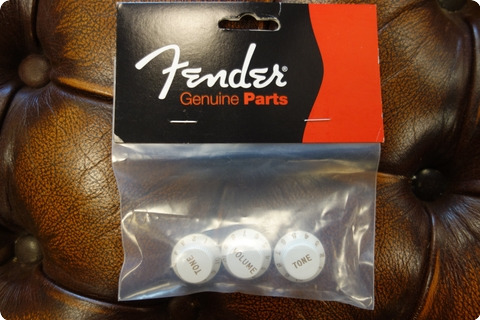 Fender Fender Stratocaster Knobs, White (volume, Tone, Tone) (3)