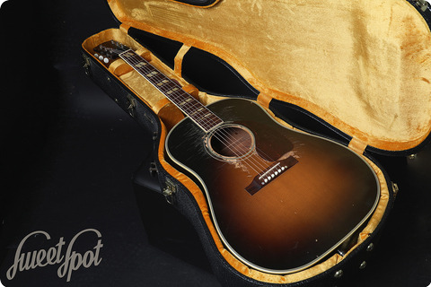 Gibson Southern Jumbo Aaron Lewis 1951 Aged  2009 Sunburst