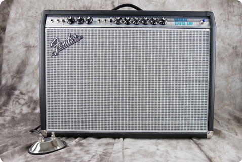 Fender Custom 68 Vibrolux 2019 Black Tolex