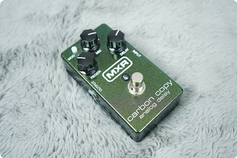 mxr carbon copy 18v