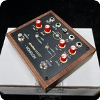 VONGON VONGON Ultrasheer Stereo Pitch Vibrato And Reverb Effect 2010