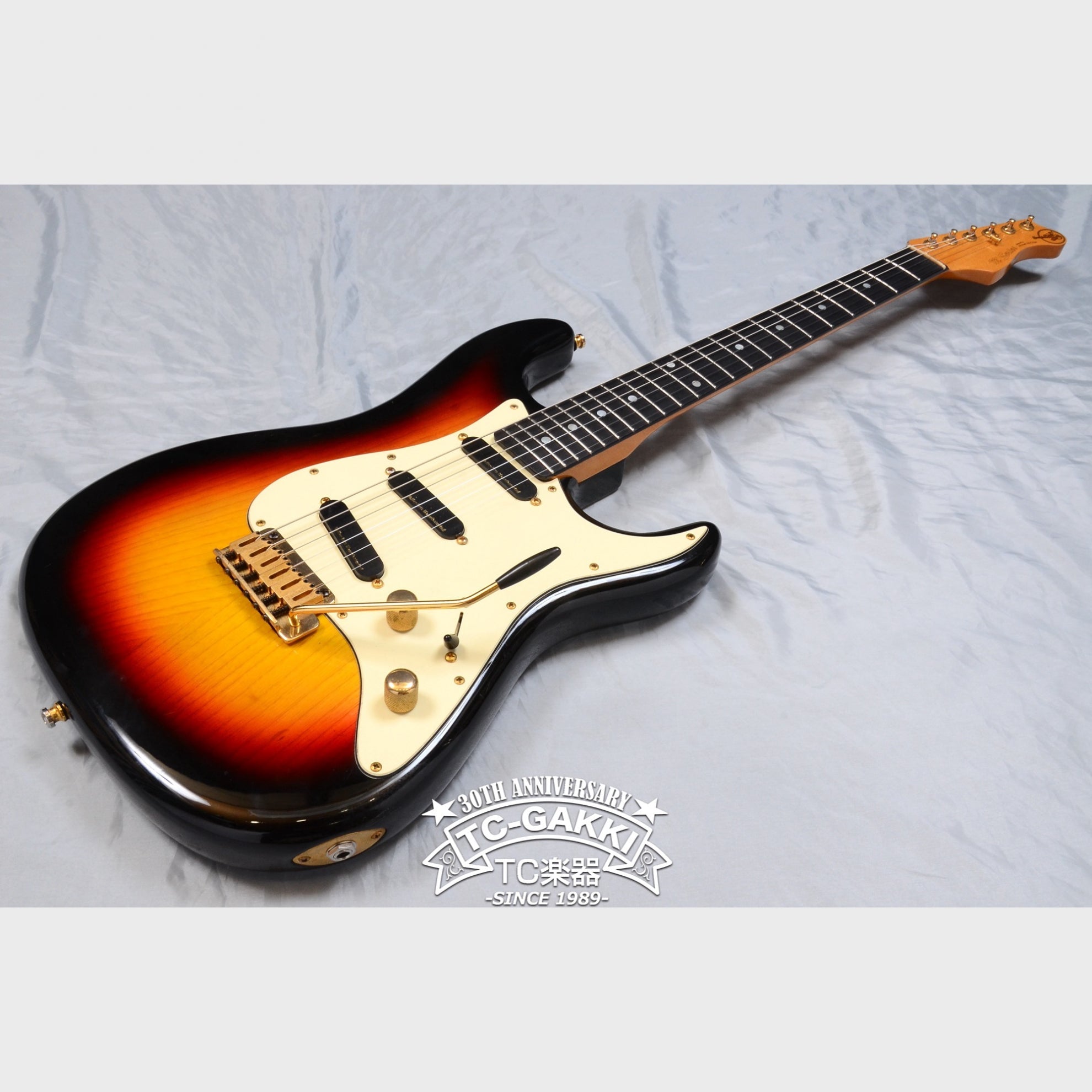 Valley Arts Guitar 8-3S - 通販 - gofukuyasan.com