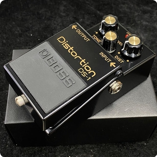 Boss Ds 1 4a Distortion “40th Anniversary Compact Pedals” 2017