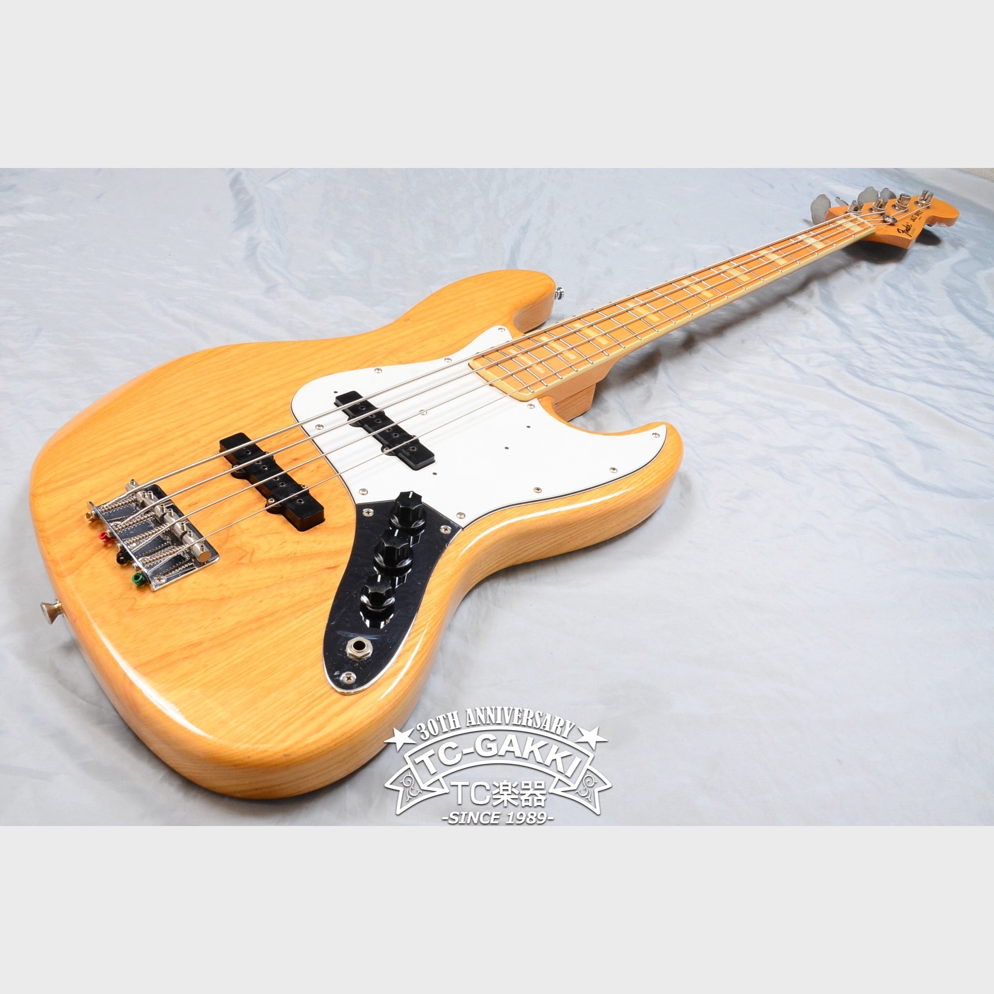 □FENDER JAPAN JBR-80M JAZZ BASS - ベース