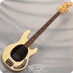 Music Man StingRay 4 4.25kg 1998