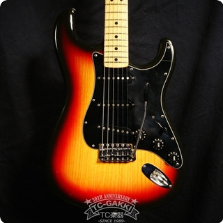 Fender 1979 Stratocaster / 3 Tone Sunburst / Maple 1979