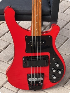 Rickenbacker 4001 Fretless  1986 Ferrari Red Finish