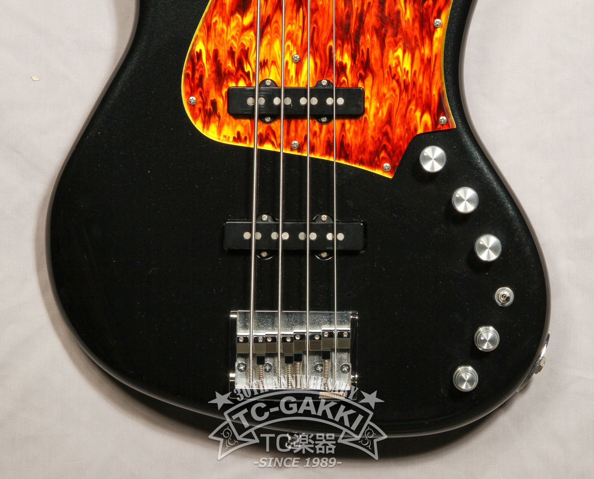 最大70％オフ！-Fender - freedom custom guitar research rhino 4st
