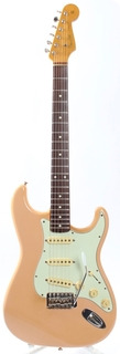 Fender Stratocaster '62 Reissue 2000 Shell Pink