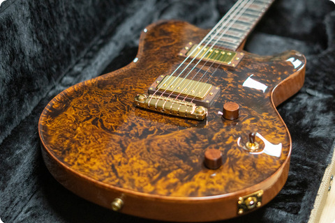 Nik Huber Guitars Redwood Burl Redwood Top